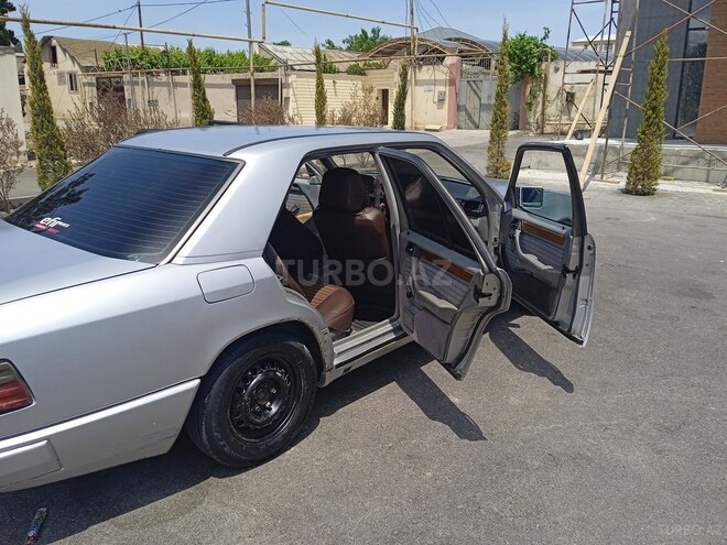 Mercedes E 200 d 1991, 148,562 km - 2.0 l - Bakı