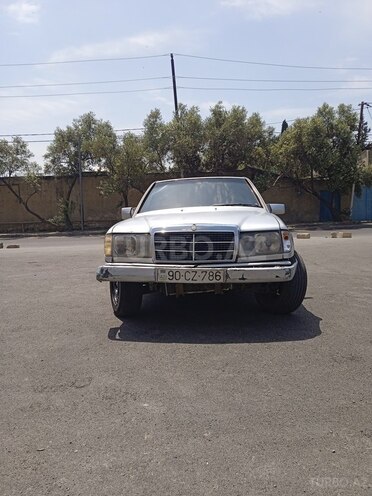 Mercedes E 200 d 1991, 148,562 km - 2.0 l - Bakı