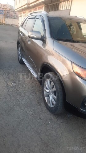 Kia Sorento 2011, 285,000 km - 2.0 л - Bakı