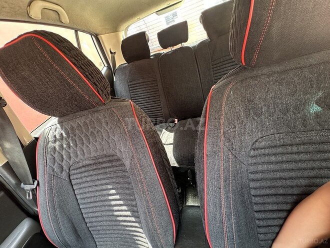 Hyundai i10 2009, 300,000 km - 1.1 l - Bakı