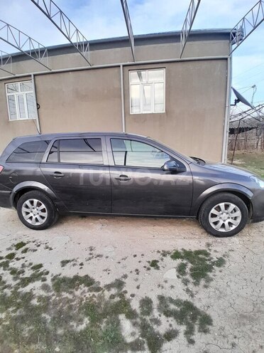 Opel Astra 2010, 197,610 km - 1.4 л - Şirvan