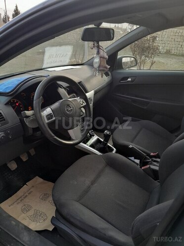 Opel Astra 2010, 197,610 km - 1.4 л - Şirvan