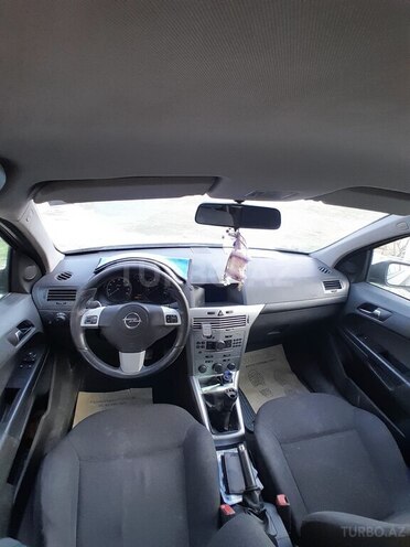 Opel Astra 2010, 197,610 km - 1.4 л - Şirvan