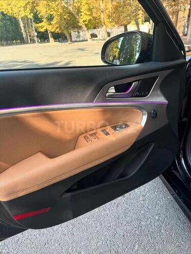 Genesis G70-12