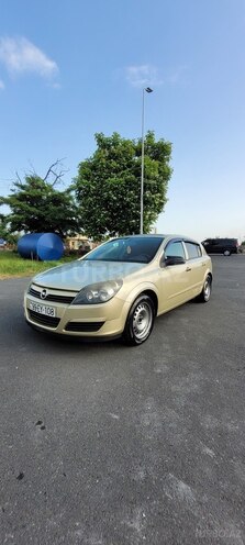 Opel Astra 2005, 210,745 km - 1.4 l - Zaqatala
