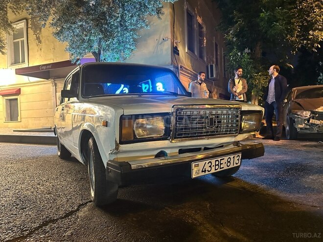 LADA (VAZ) 2107 2004, 199,519 km - 1.5 л - Bakı