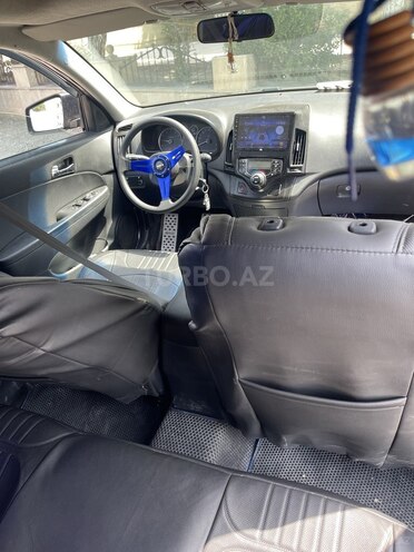 Hyundai i30 2009, 204,000 km - 1.6 л - Bakı