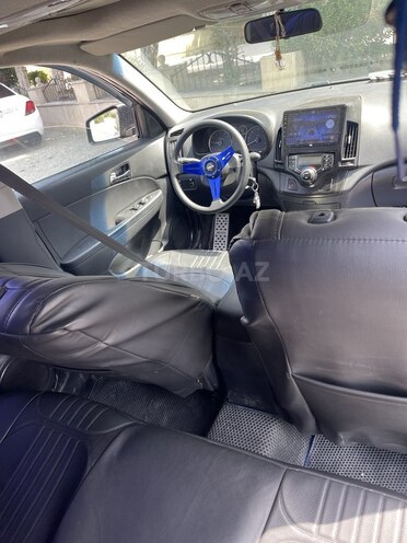 Hyundai i30 2009, 204,000 km - 1.6 л - Bakı