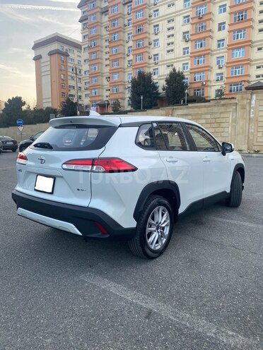 Toyota Corolla Cross 2025, 0 km - 2.0 л - Bakı