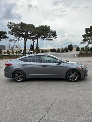 Hyundai Elantra 2018, 156,106 km - 2.0 l - Bakı