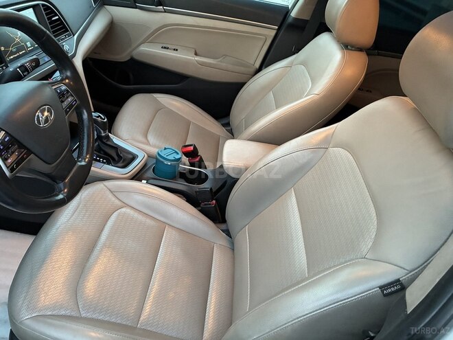 Hyundai Elantra 2016, 210,702 km - 2.0 л - Gəncə