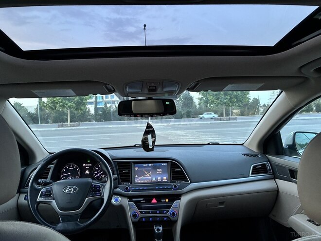Hyundai Elantra 2016, 210,702 km - 2.0 л - Gəncə