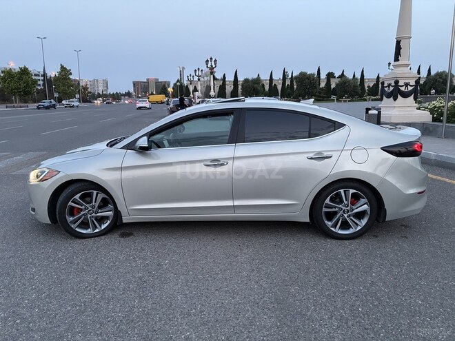 Hyundai Elantra 2016, 210,702 km - 2.0 л - Gəncə