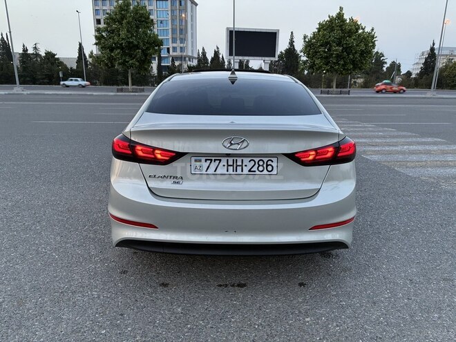Hyundai Elantra 2016, 210,702 km - 2.0 л - Gəncə