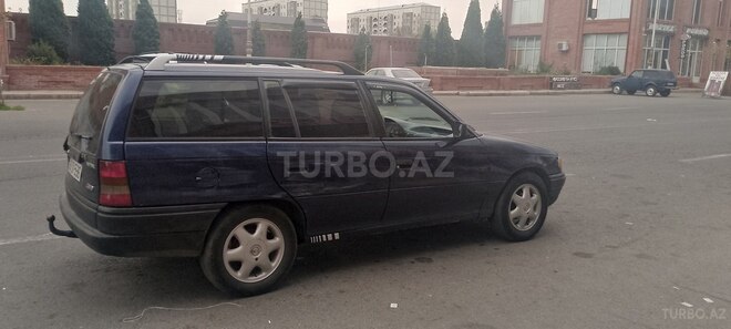 Opel Astra 1993, 255,880 km - 2.0 л - Gəncə