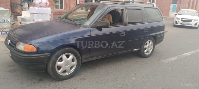 Opel Astra 1993, 255,880 km - 2.0 л - Gəncə