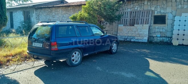 Opel Astra 1993, 255,880 km - 2.0 л - Gəncə