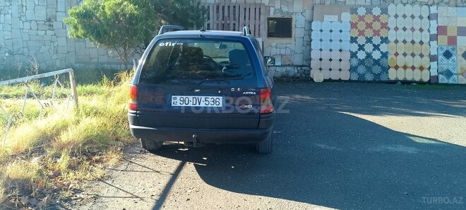 Opel Astra 1993, 255,880 km - 2.0 л - Gəncə