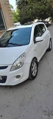 Hyundai i20 2010, 243,000 km - 1.4 л - Bakı
