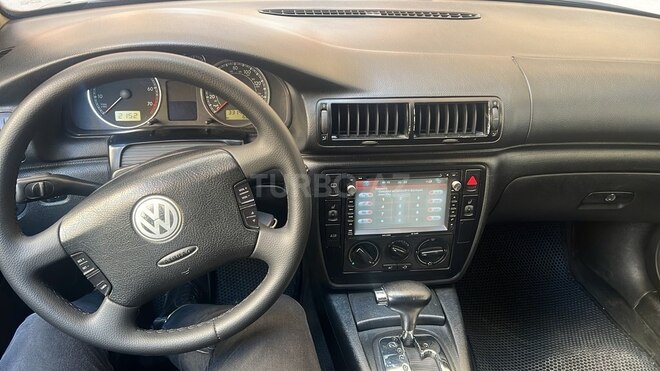 Volkswagen Passat 2004, 333,800 km - 1.8 l - Bakı