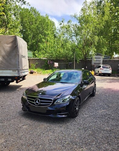 Mercedes E 200 d 2015, 121,000 km - 2.2 l - Bakı