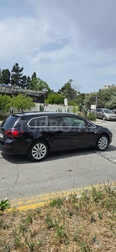 Opel Astra 2012, 215,000 km - 1.4 l - Bakı