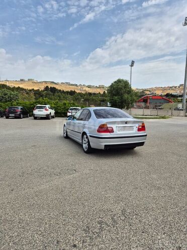 BMW 325 2000, 301,000 km - 2.5 l - Bakı