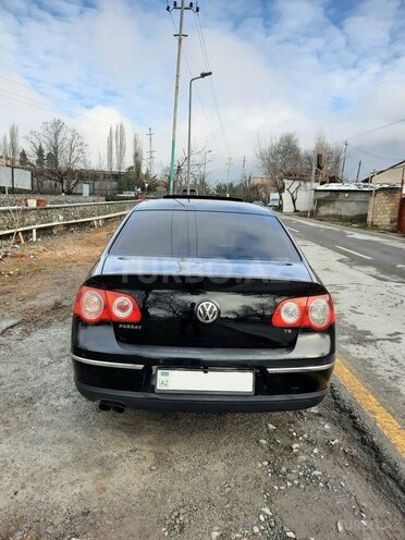 Volkswagen Passat 2008, 244,000 km - 1.8 l - Şəki