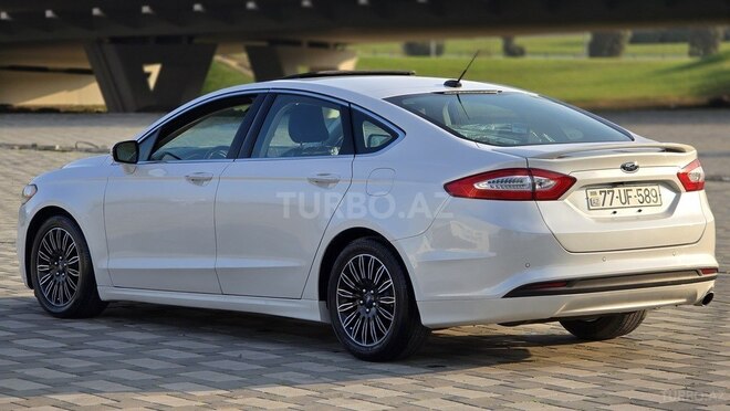 Ford Fusion (North America) 2015, 135,185 km - 2.0 l - Bakı