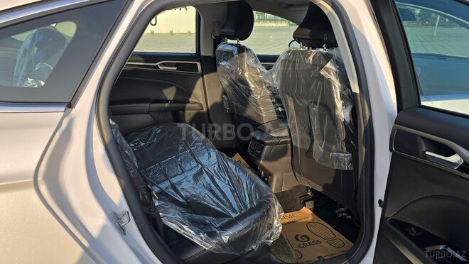 Ford Fusion (North America) 2015, 135,185 km - 2.0 l - Bakı