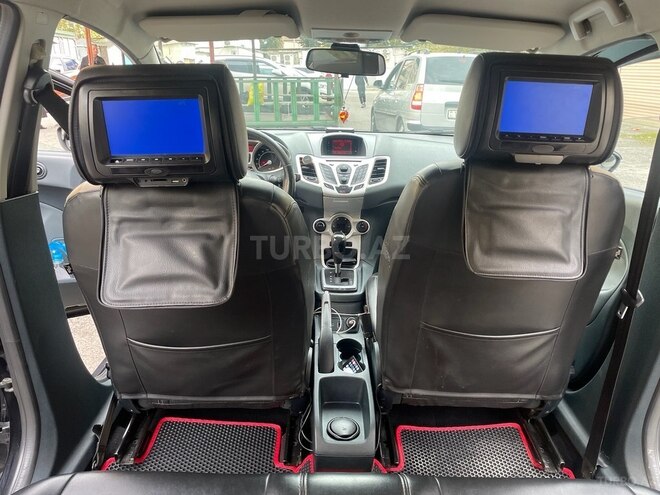 Ford Fiesta 2010, 166,000 km - 1.4 l - Bakı