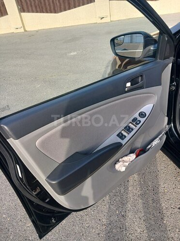 Hyundai Accent 2015, 145,539 km - 1.6 l - Bakı