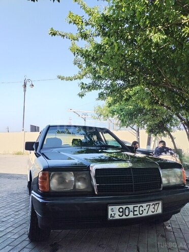 Mercedes 190 1993, 100,000 km - 1.8 l - Zərdab