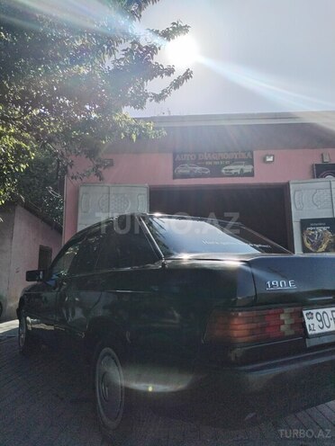 Mercedes 190 1993, 100,000 km - 1.8 l - Zərdab