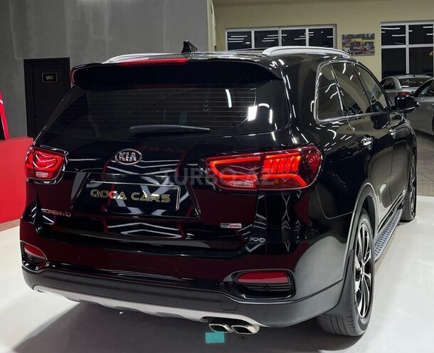Kia Sorento-11