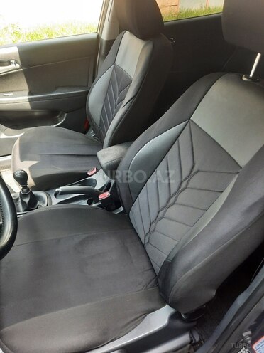 Hyundai i30 2009, 310,000 km - 1.4 l - Qax