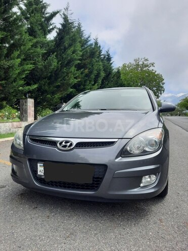 Hyundai i30 2009, 310,000 km - 1.4 l - Qax