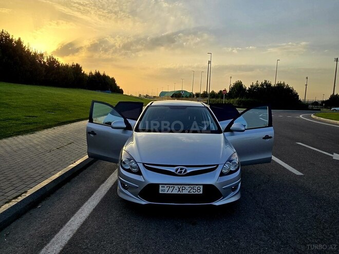 Hyundai i30 2011, 245,000 km - 1.4 l - Bakı