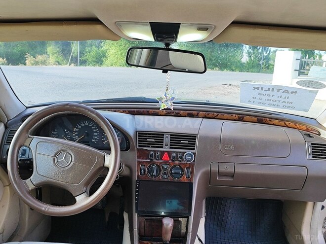 Mercedes C 200 1999, 300,007 km - 2.0 л - Sabirabad