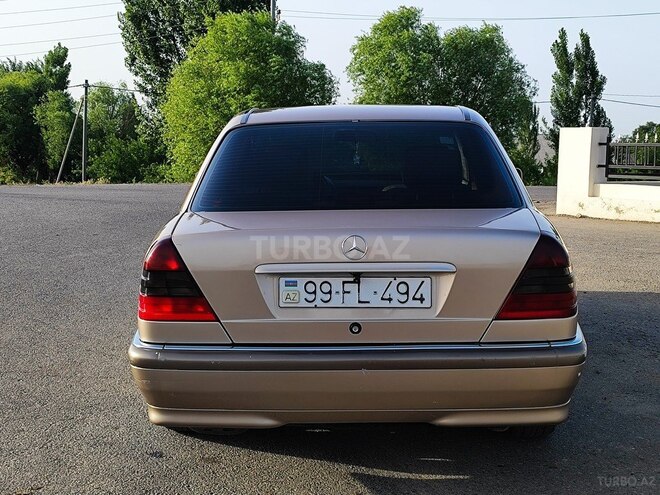 Mercedes C 200 1999, 300,007 km - 2.0 л - Sabirabad
