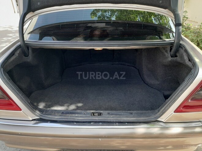 Mercedes C 200 1999, 300,007 km - 2.0 л - Sabirabad
