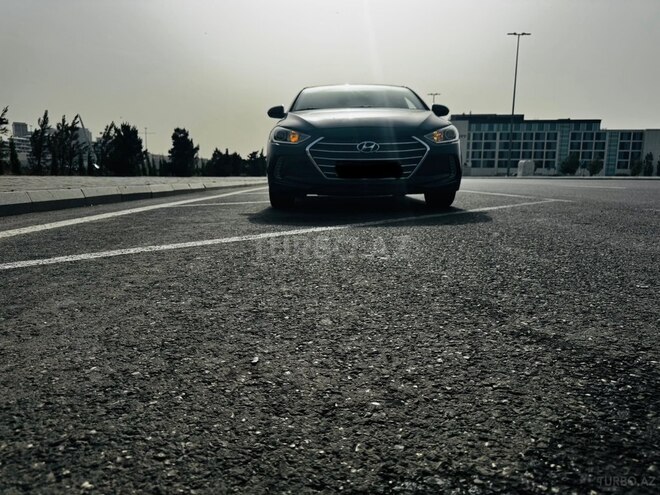 Hyundai Elantra 2017, 155,000 km - 2.0 л - Bakı