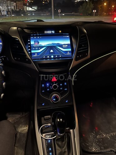 Hyundai Elantra 2015, 133,000 km - 1.8 l - Bakı