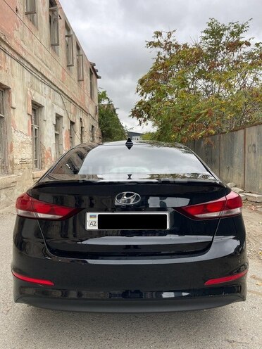 Hyundai Elantra 2016, 121,000 km - 2.0 l - Bakı