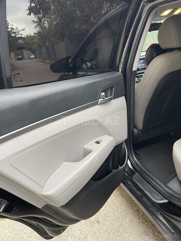 Hyundai Elantra 2016, 121,000 km - 2.0 l - Bakı