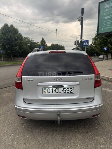 Hyundai i30 2008, 266,000 km - 1.6 l - 