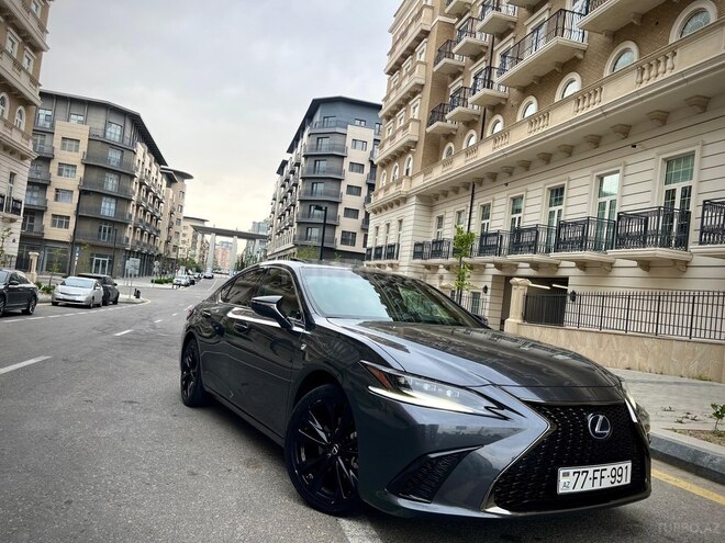 Lexus ES 300h 2022, 75,500 km - 2.5 l - Bakı