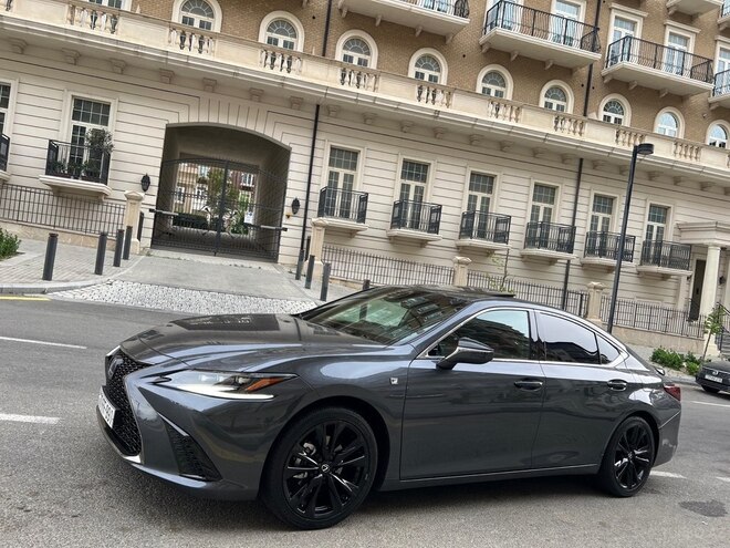 Lexus ES 300h 2022, 75,500 km - 2.5 l - Bakı