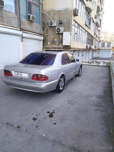 Mercedes E 220 d 2001, 350,000 km - 2.2 l - Bakı