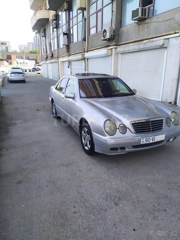 Mercedes E 220 d 2001, 350,000 km - 2.2 l - Bakı